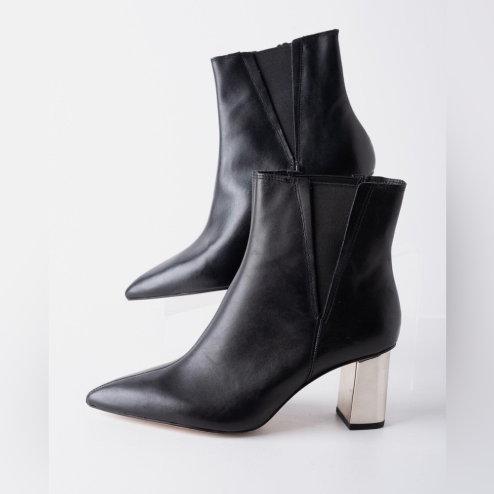 Zara Boot Women's 38 Black Bootie Pointed Toe Silver Block Heel Approx. US 7.5‎